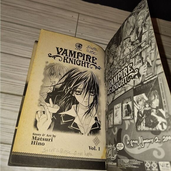 Vampire Knight Vol. 1 Matsuri Hino Shojo Beat Manga Book Graphic Novel Viz Media - Picture 2 of 9